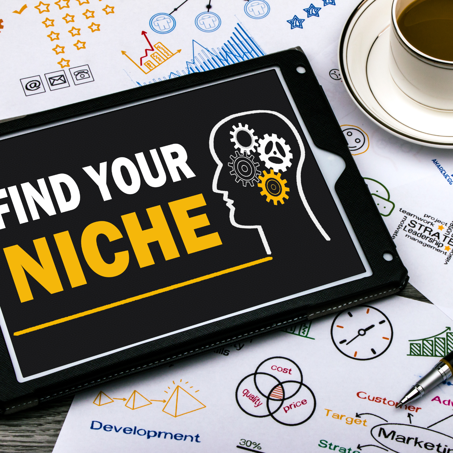 Definition Deiner Nische Wir schauen ganz genau, in welchem Bereich Du Dein Business aufbauen möchtest, damit Du damit erfolgreich wirst.